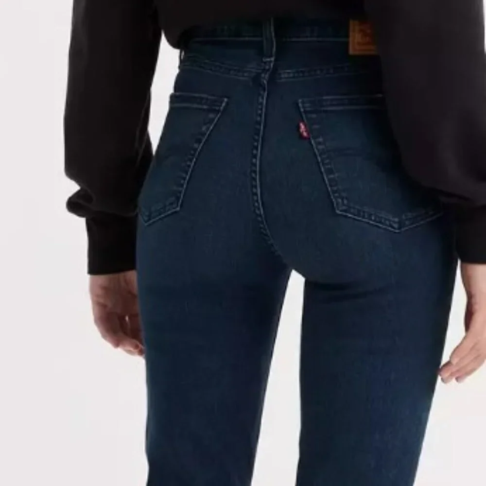 Levi's - Picture 5 of 12